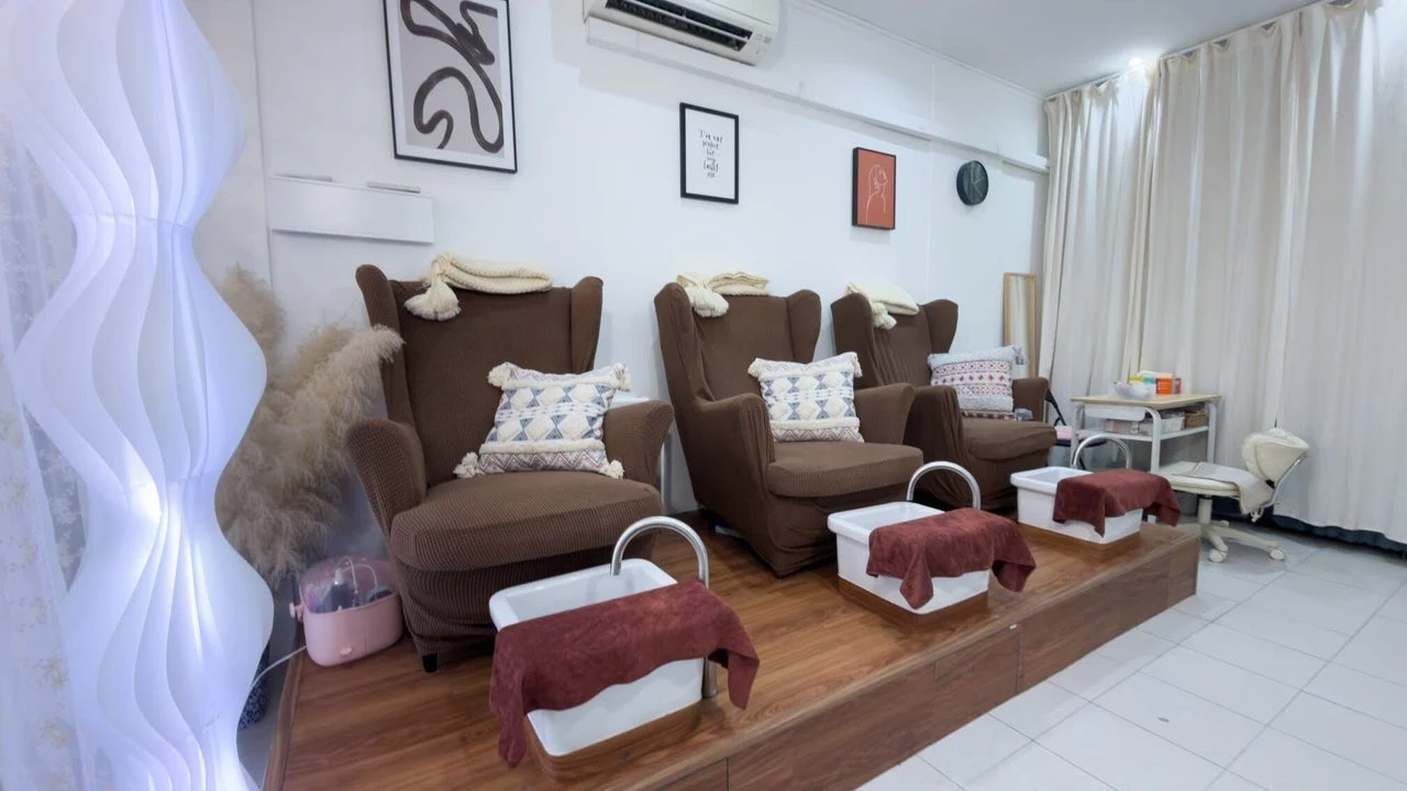 Pedicure chairs and polish displays inside Snowdrops Bliss Beauty