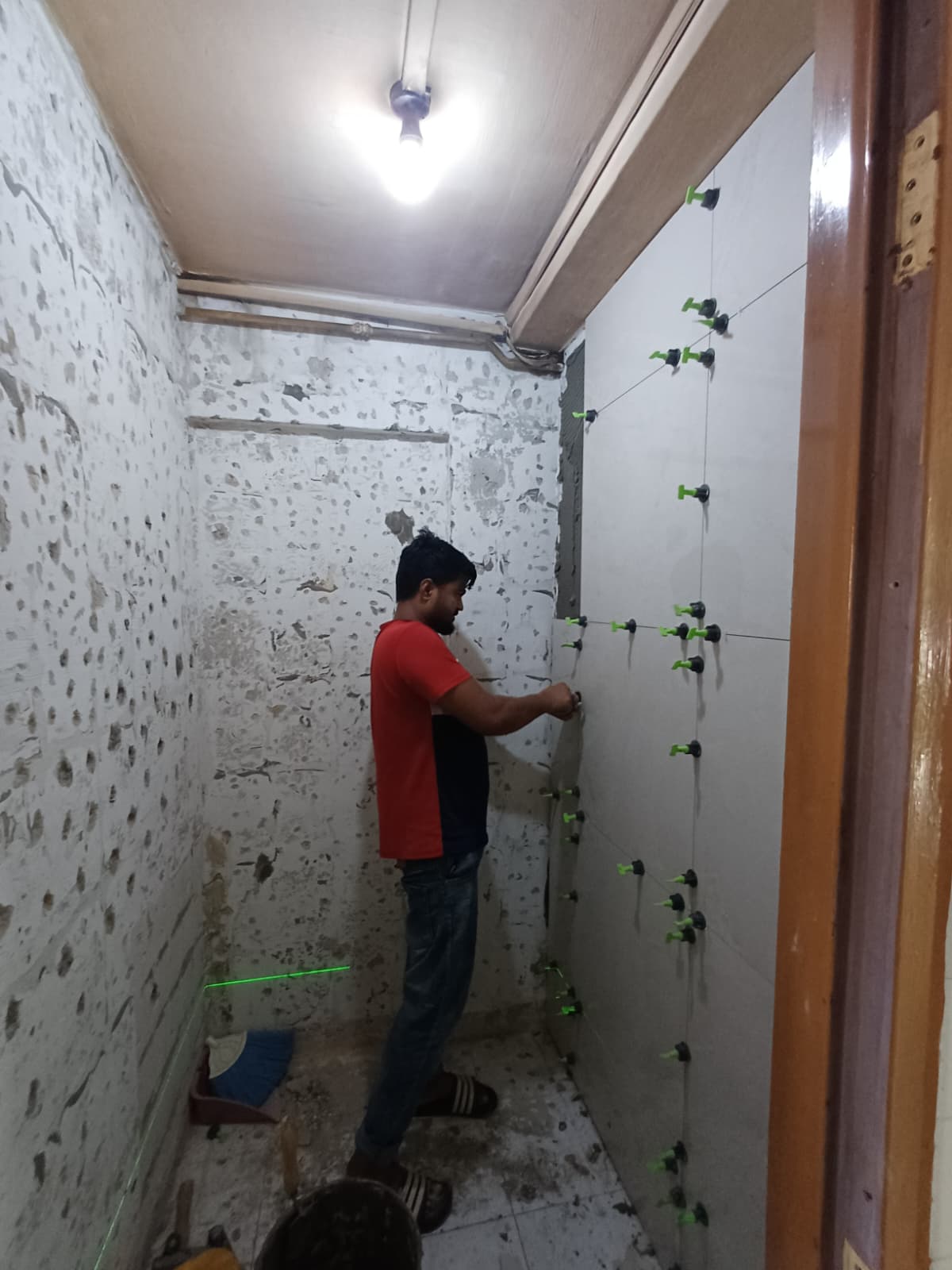 Bathroom wall tiling